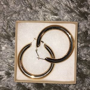 Trendy thick gold hoop earrings